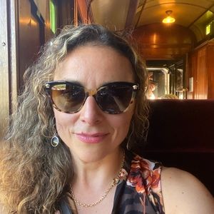 Meet your Posher, Maria